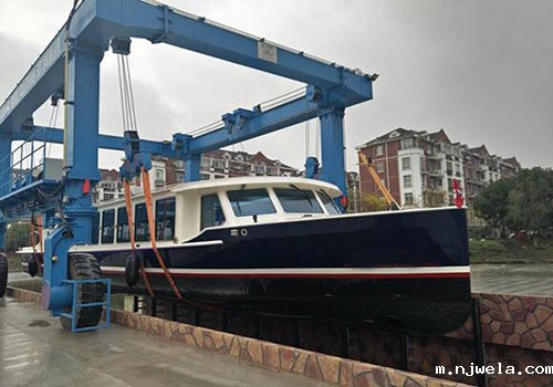 游艇搬运机保险覆盖范围是否包含设备故障？/ 第三方责任险如何界定？