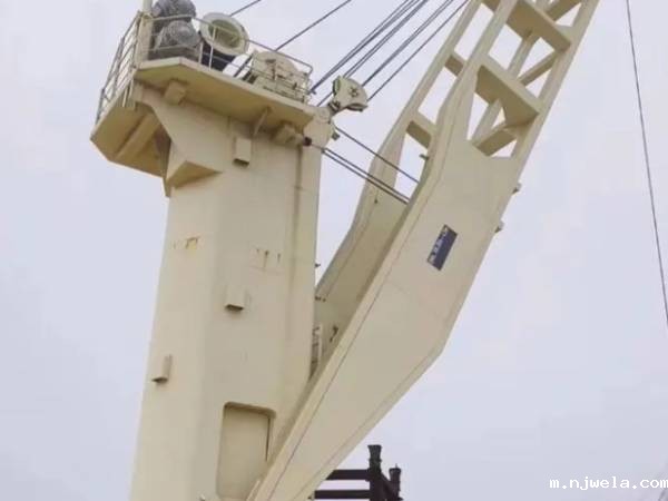 克令吊的安装是否需要考虑未来的维护和保养？