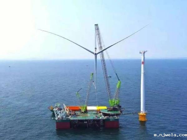 海面漂浮平台如何在海洋资源开发中发挥作用？